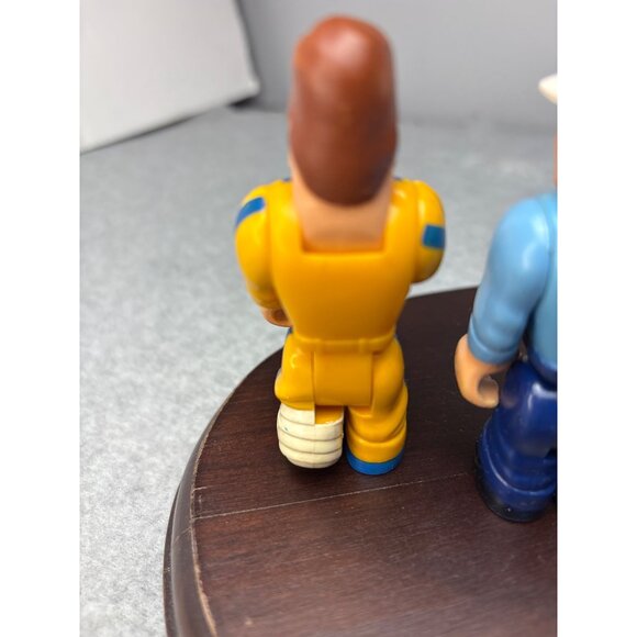 Fisher Price Husky Helpers Set 3 Figures - Construction Worker Paramedic & Injur - Picture 8 of 16